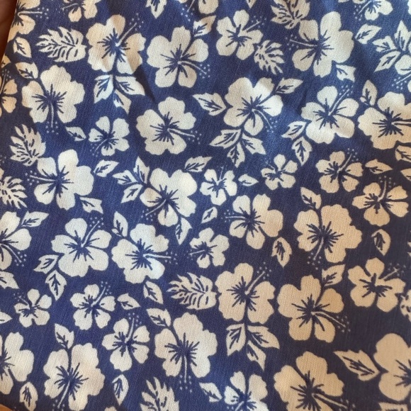 Floral scarf (Unbranded) - Picture 3 of 3
